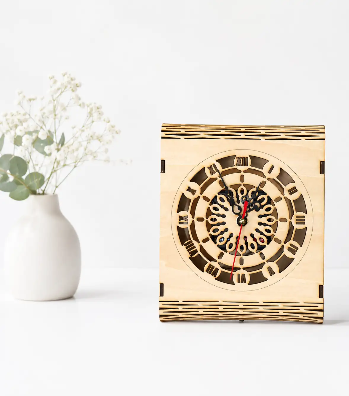 Reloj de mesa de madera