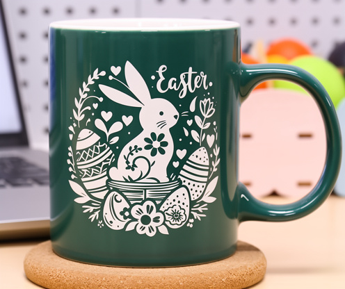 Taza marcada con láser con accesorio giratorio Taza marcada con láser con accesorio giratorio
