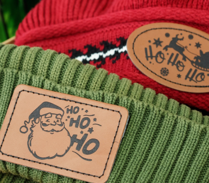 Sombreros de Navidad personalizados marcados con láser