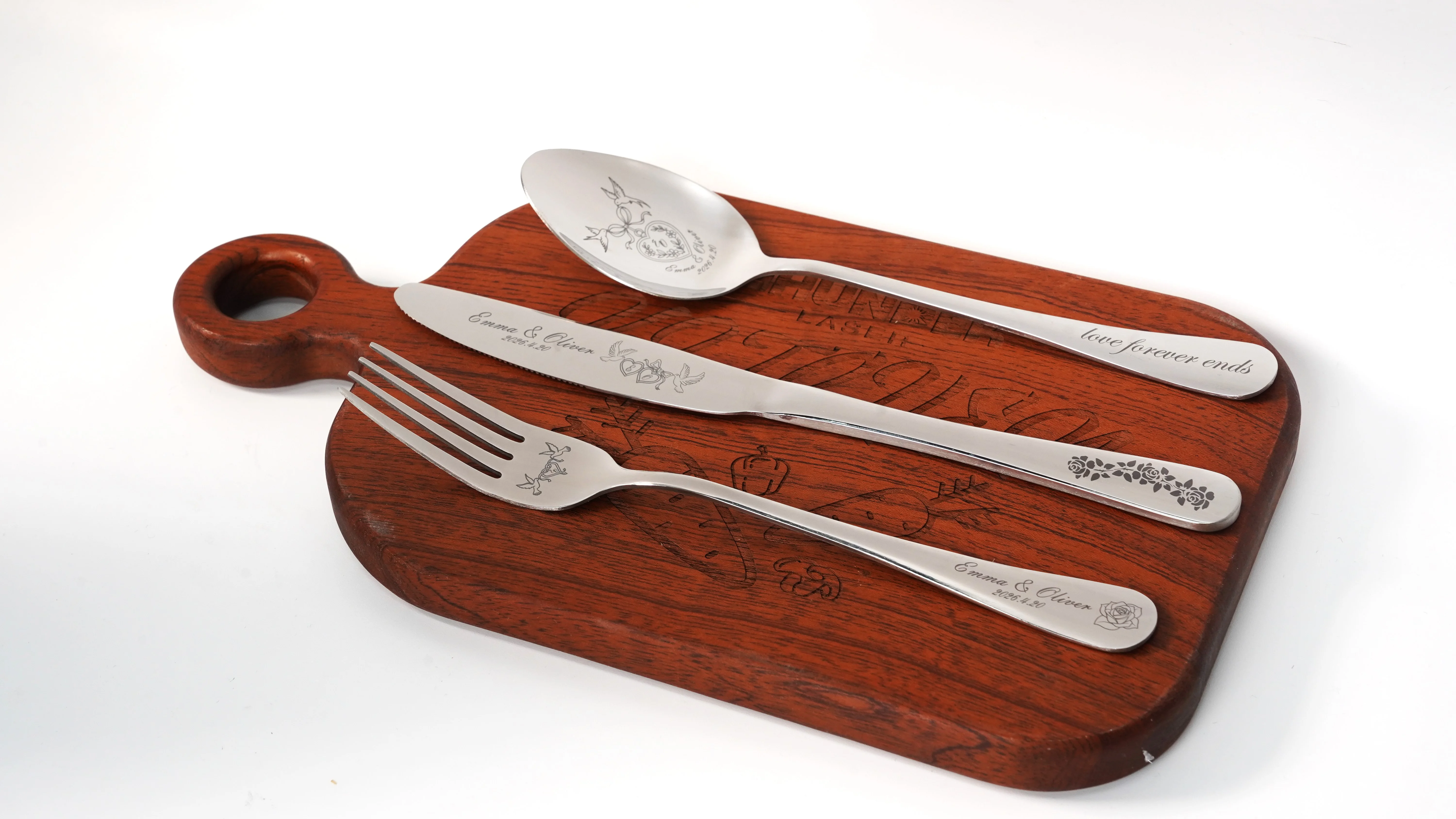 personalized couple tableware gift.webp