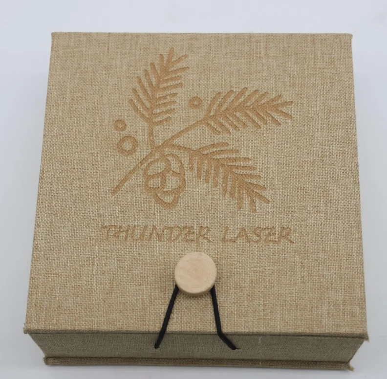 laser engraved linen ring box